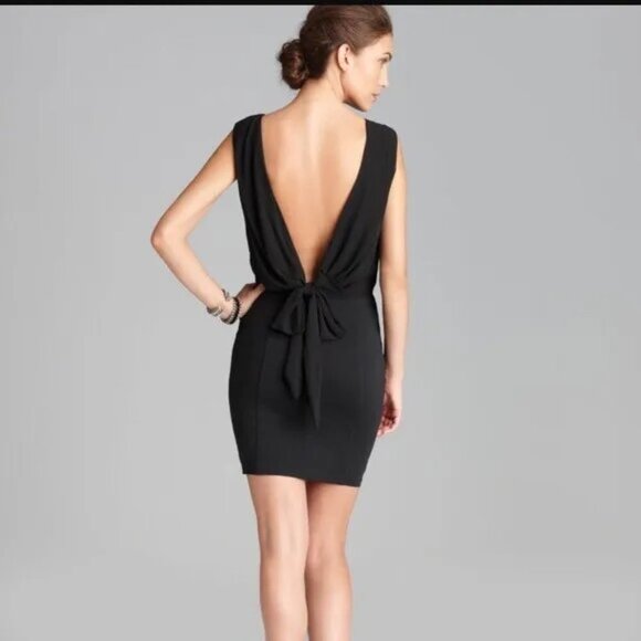 NWT Bec & Bridge Freya Drape Reversible Navy Dress - Picture 2 of 15